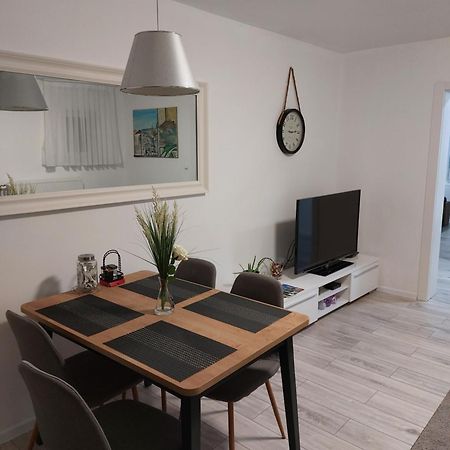 Two Bedroom Apartment Kastav Buitenkant foto