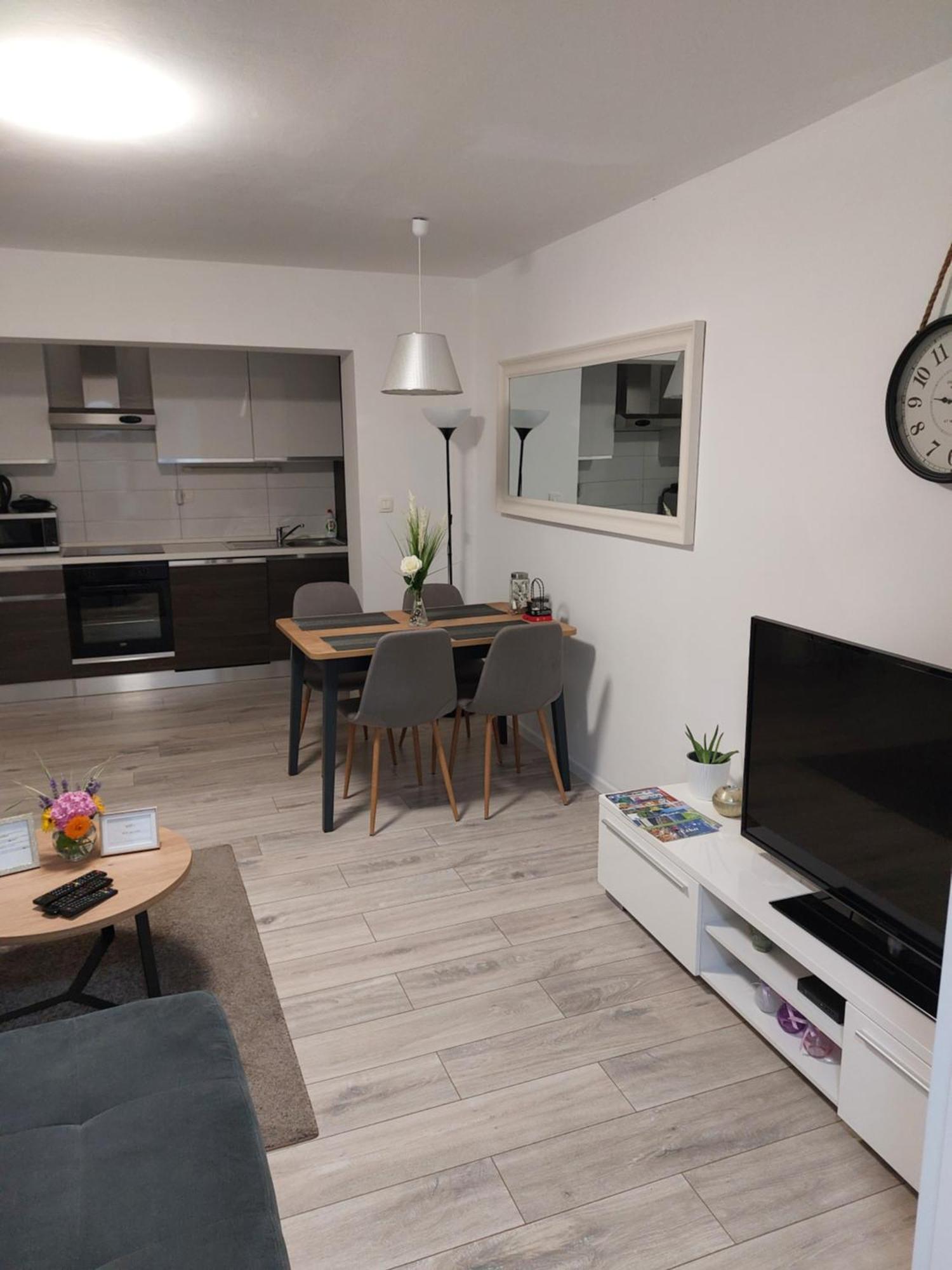 Two Bedroom Apartment Kastav Buitenkant foto