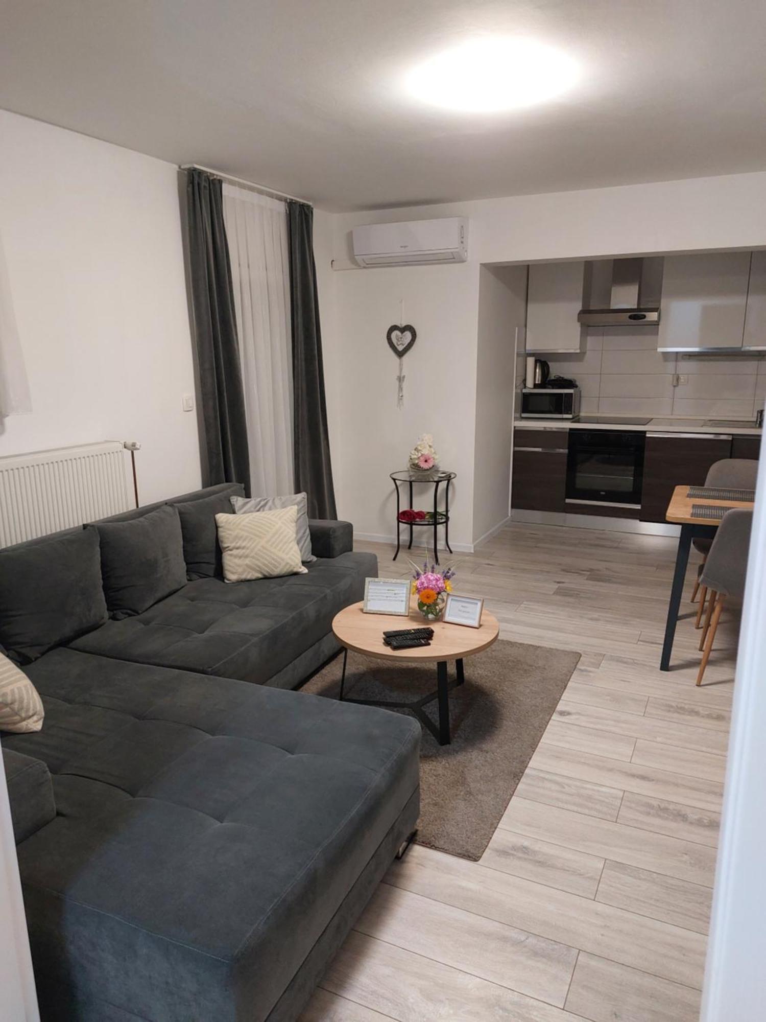 Two Bedroom Apartment Kastav Buitenkant foto